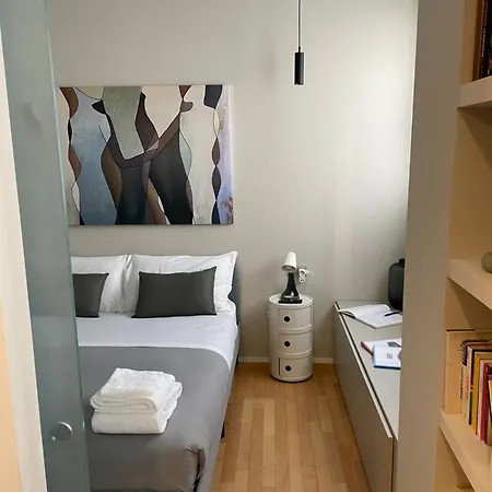 Modern Flat Historical Center Colonne San Lorenzo Navigli Apartamento Milán