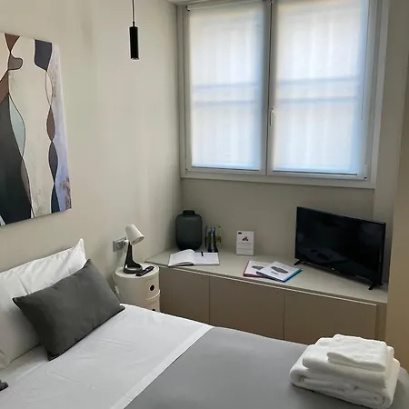 Modern Flat Historical Center Colonne San Lorenzo Navigli Apartamento